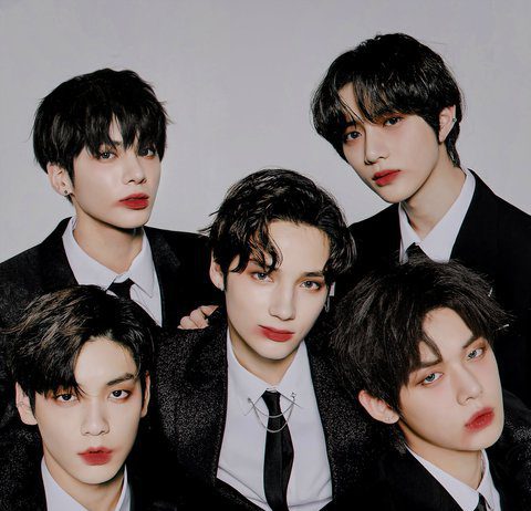 Such a Pity That TXT’s ‘0X1=LOVESONG’ isn’t Famous txt