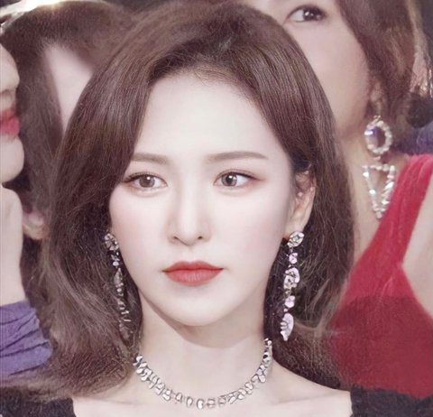 Wendy’s Ear Piercings are Daebak red velvet Wendy