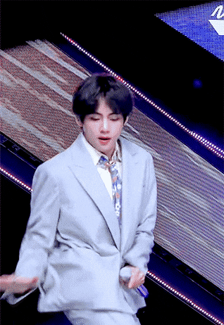 Guys, But V’s Dancing Seems Insane bts bangtan v taehyung