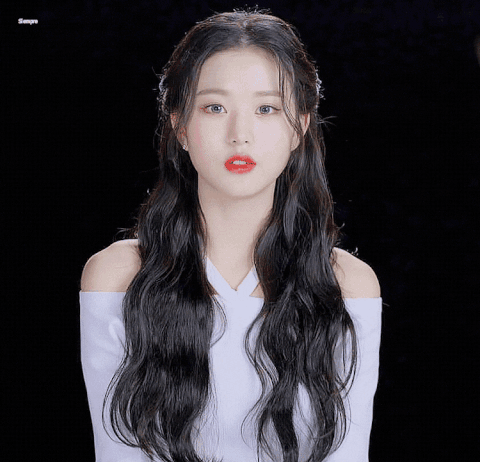 About Jang Wonyoung, Am I The Only One Jang Wonyoung personality looks