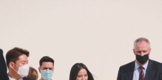 Blackpink Jisoo At Paris Fashion Week *trembles* Blackpink Jisoo at Paris Fashion Week as Dior Global Ambassador