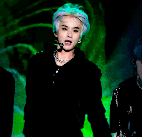 NCT Jungwoo’s Thumbnail Condition NCT Jungwoo White Hair