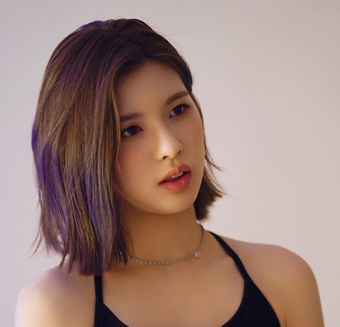 Behind The Scenes Pics Of JYP’s Rookie Girl Group Member Are Up JYP New Girl Group Rookie