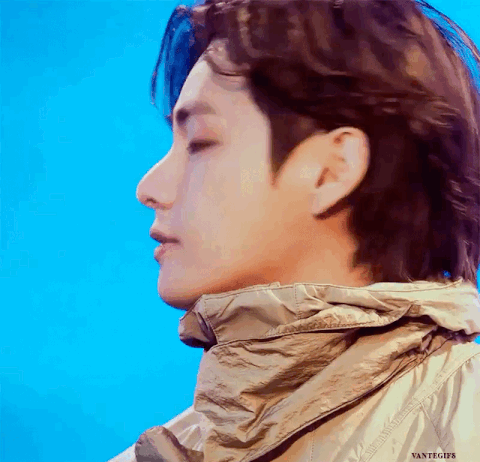 Netizens Discuss BTS V’s Unique Yet Actor-like Visuals BTS V Taehyung Handsome