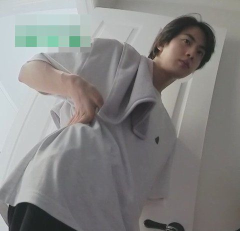 Netizens Talk About BTS Jin’s Current Physique BTS Jin
