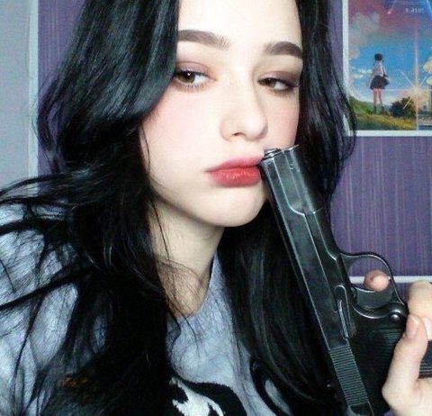 Which Kind Of Pretty Vibe Do You Like More? What kind of beauty standards vibes do Koreans prefer