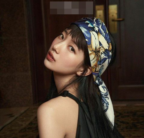 Suzy Did A Photoshoot With Vogue, It’s A Bit Suzy Photoshoot