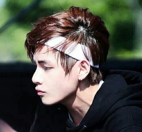 Is BTS V’s Nose Natural? BTS V perfect profile