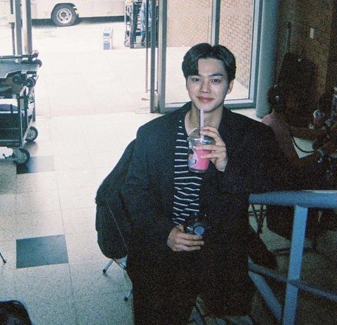 Relationships/Crushes that You Know are Toxic but You Can’t Cut Off Song Kang Handsome Cute filming bts