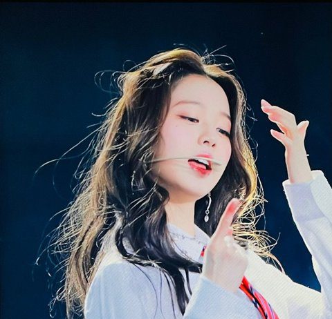 Jang Wonyoung was Fxxking Insane During KCON in Germany