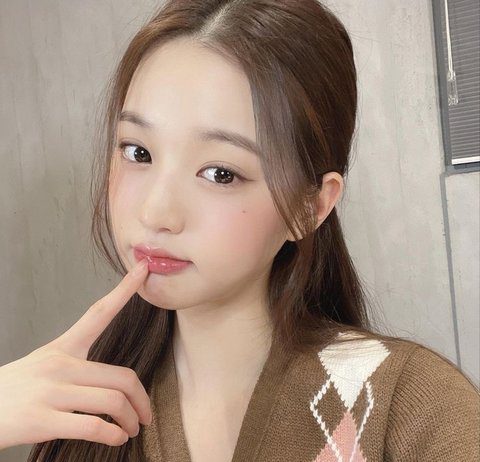 “Her styling is seriously so fxxking pretty”