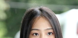 NewJeans Minji’s Press Pics With Only Base Makeup