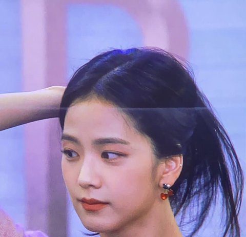 Blackpink Jisoo Looking Ethereal In Recent Fansign