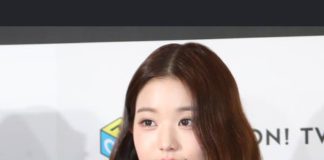 So IVE Wonyoung Can Really Look Like This in Press Photos