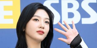 Red Velvet Joy Who Got a New Haircut Today