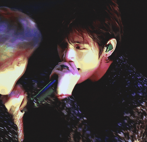 BTS V’s Facial Expressions