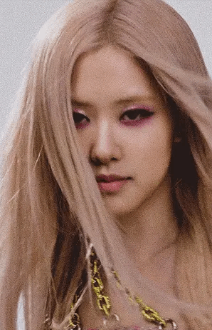 Knetz Argue About Whether Blackpink Rose Is ”Sexy”