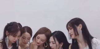 Kara Showed Off The Album LE SSERAFIM Gave Them